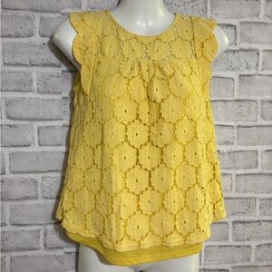 Monteau Los Angeles lace, lined cap sleeve top- size small

MLDE 12